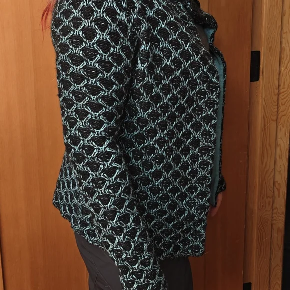 Krimson Klover Black and Blue Patterned Sweater - Picture 7 of 8